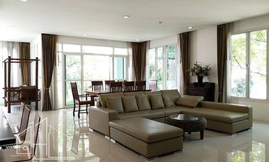 For rent 4 bedrooms apartment in Watthana, Bangkok
