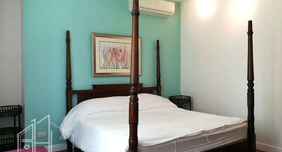 For rent 4 bedrooms apartment in Watthana, Bangkok