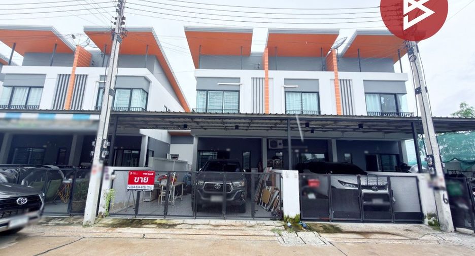 Casa adosada en venta de 2 habitaciones en Phan Thong, Chonburi
