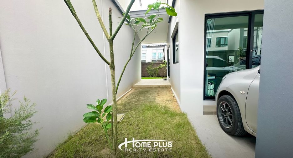 For sale 3 bedrooms house in Khlong Luang, Pathum Thani