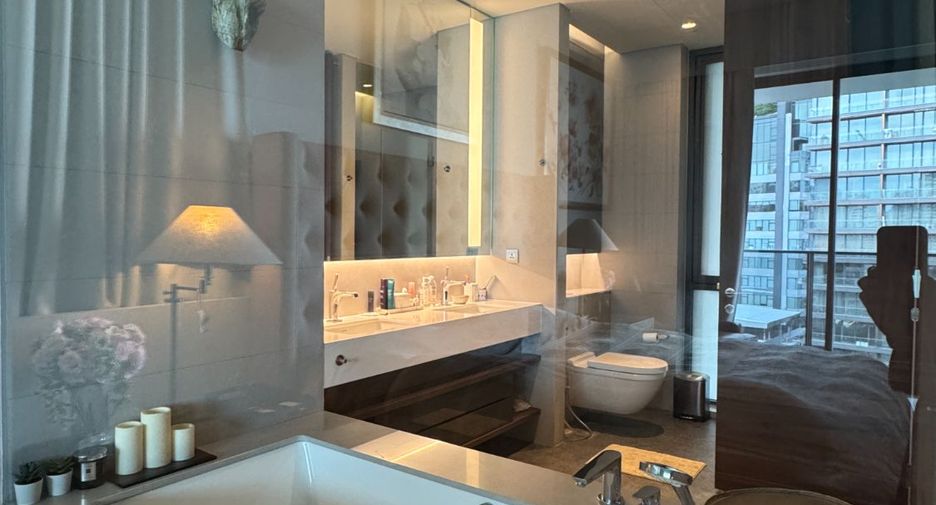 For rent 4 bedrooms condo in Watthana, Bangkok