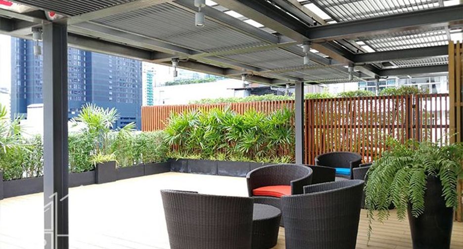 For rent 3 bedrooms condo in Watthana, Bangkok