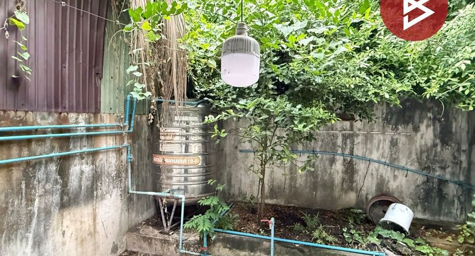 Gewerbefläche zum Kauf mit 5 Zimmer in Wang Thonglang, Bangkok