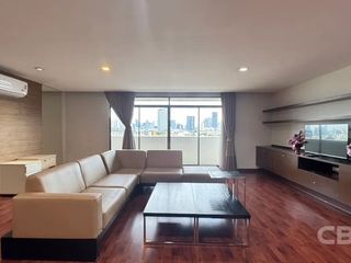 For sale 2 bedrooms condo in Phra Khanong, Bangkok