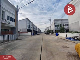 For sale 3 bedrooms townhouse in Thanyaburi, Pathum Thani