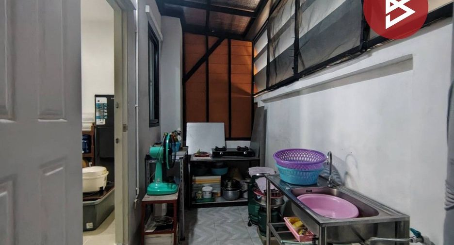 For sale 3 bedrooms townhouse in Thanyaburi, Pathum Thani