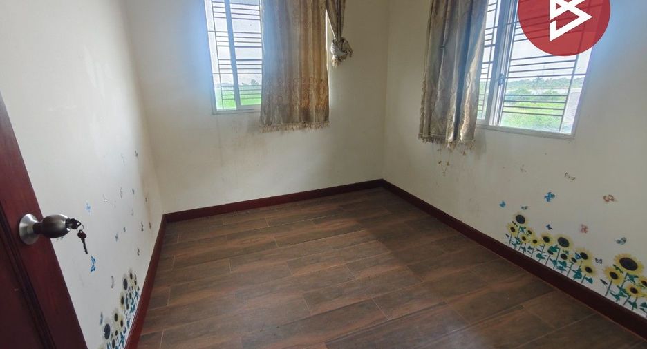 À vendre 3 chambres maison de ville à Mueang Chachoengsao, Chachoengsao