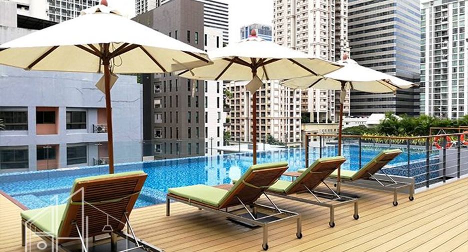 For rent 2 bedrooms condo in Watthana, Bangkok