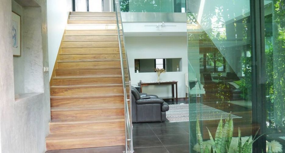 Villa zur Miete mit 3 Zimmer in Khlong Toei, Bangkok
