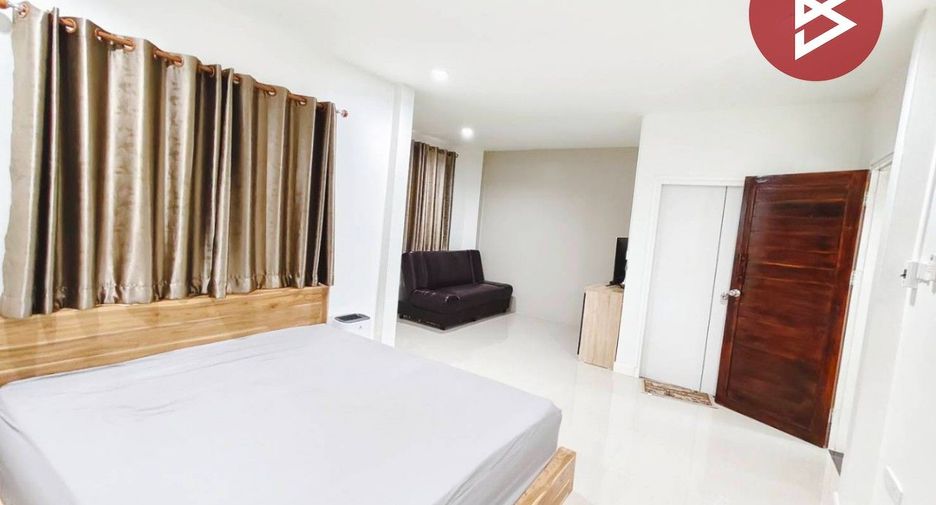 For sale 4 bedrooms house in Lam Luk Ka, Pathum Thani