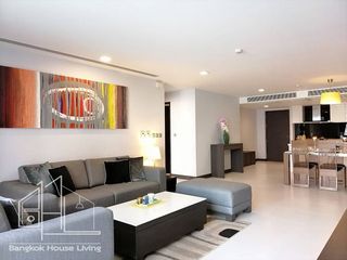 For rent 2 bedrooms apartment in Watthana, Bangkok