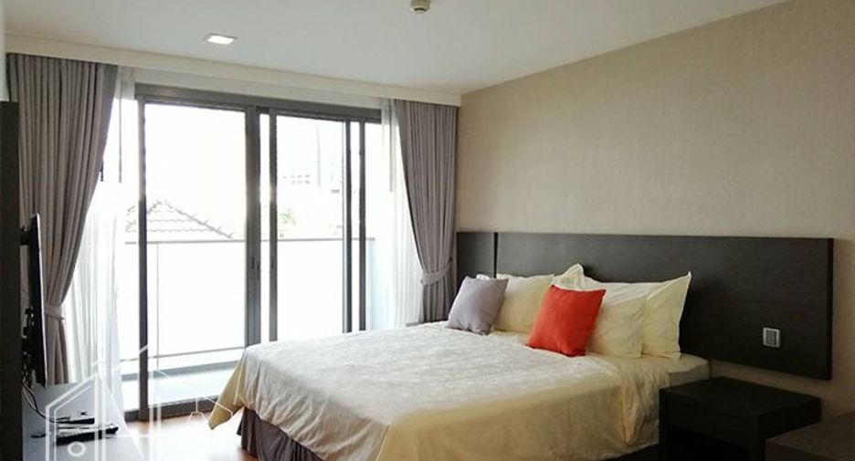 For rent 2 bedrooms apartment in Watthana, Bangkok