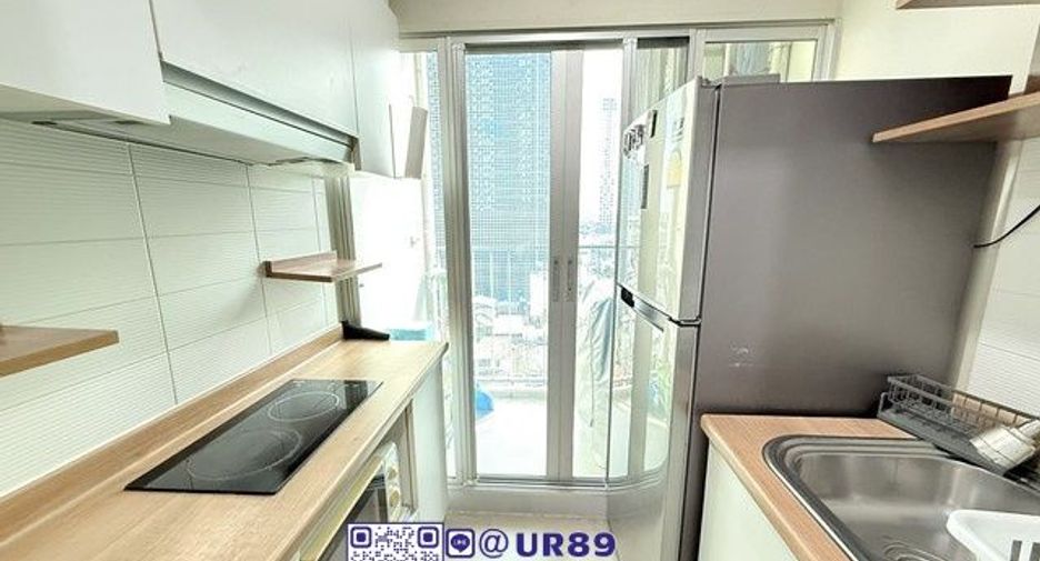 For rent 1 bed condo in Watthana, Bangkok
