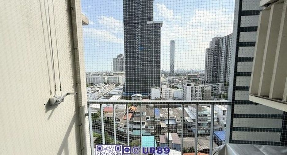 For rent 1 bed condo in Watthana, Bangkok