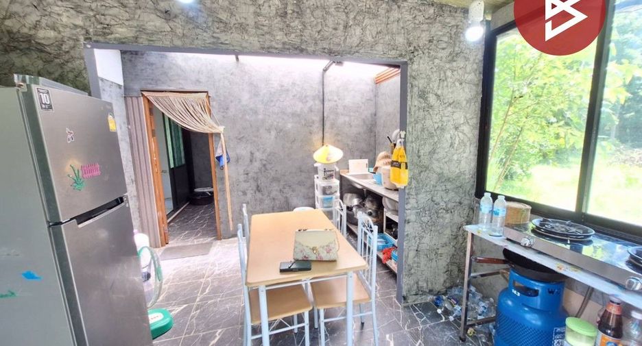 For sale 2 bedrooms house in In Buri, Sing Buri