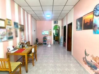 Casa adosada en venta de 3 habitaciones en Phan Thong, Chonburi