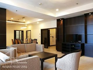 For rent 3 bedrooms apartment in Watthana, Bangkok