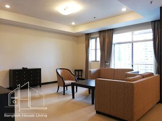 For rent 3 bedrooms apartment in Watthana, Bangkok