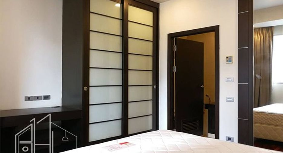 For rent 3 bedrooms apartment in Watthana, Bangkok