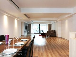 For rent 3 bedrooms apartment in Watthana, Bangkok