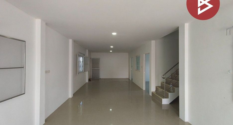 Casa en venta de 4 habitaciones en Mueang Samut Prakan, Samut Prakan