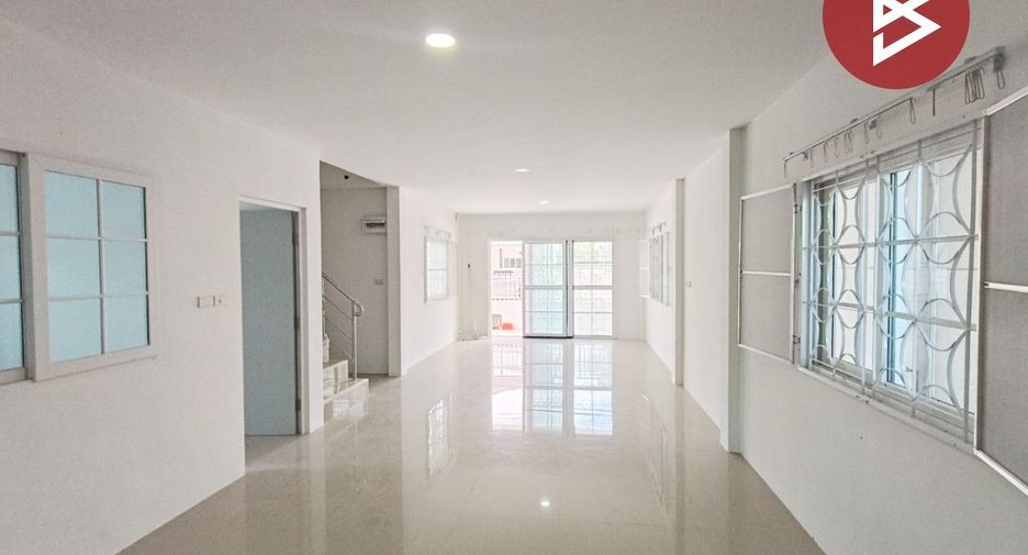 Casa en venta de 4 habitaciones en Mueang Samut Prakan, Samut Prakan