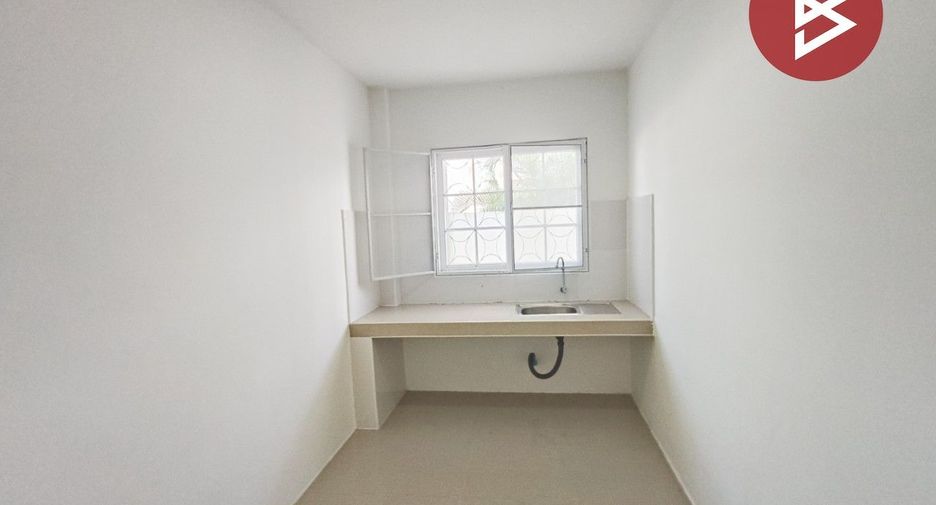 Casa en venta de 4 habitaciones en Mueang Samut Prakan, Samut Prakan
