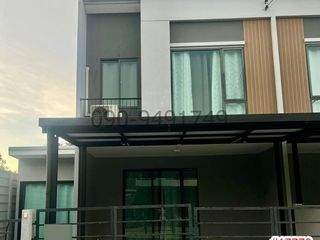 For rent 3 bedrooms townhouse in Bang Phli, Samut Prakan