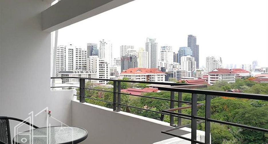 For rent 3 bedrooms condo in Watthana, Bangkok