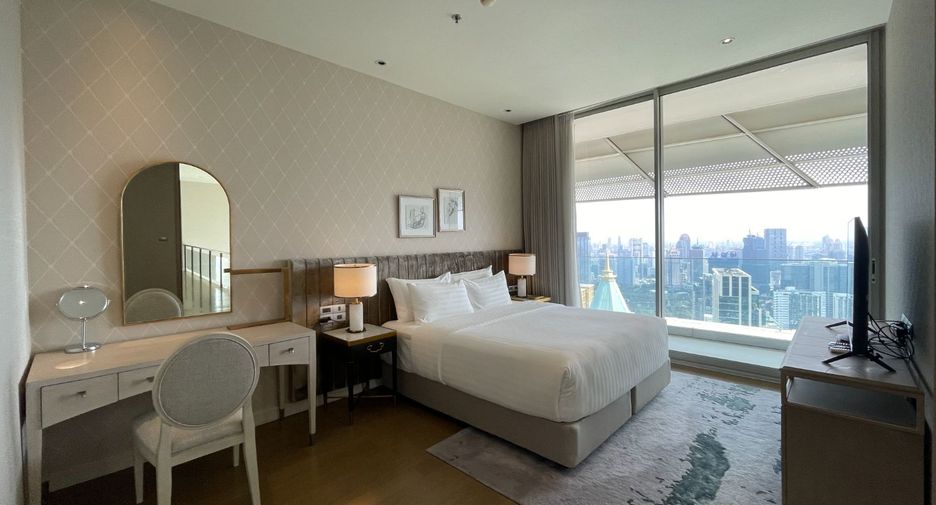 À louer 3 chambres condo à Pathum Wan, Bangkok