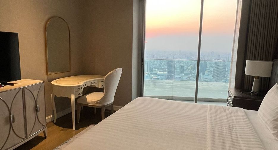 À louer 3 chambres condo à Pathum Wan, Bangkok