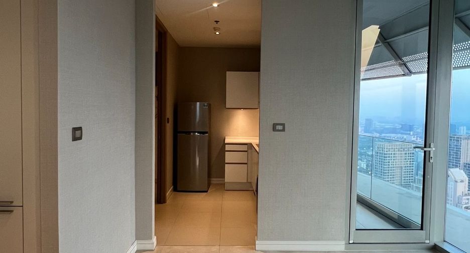 À louer 3 chambres condo à Pathum Wan, Bangkok