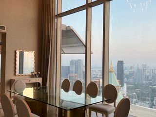 For rent 3 bedrooms condo in Pathum Wan, Bangkok
