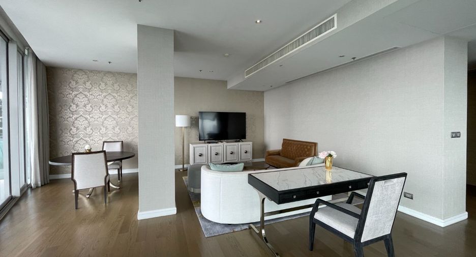 À louer 3 chambres condo à Pathum Wan, Bangkok