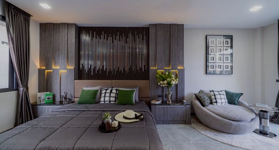 Villa en venta de 6 habitaciones en Bang Lamung, Chonburi