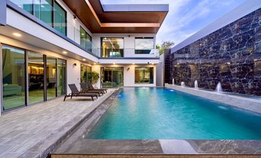 Villa en venta de 6 habitaciones en Bang Lamung, Chonburi