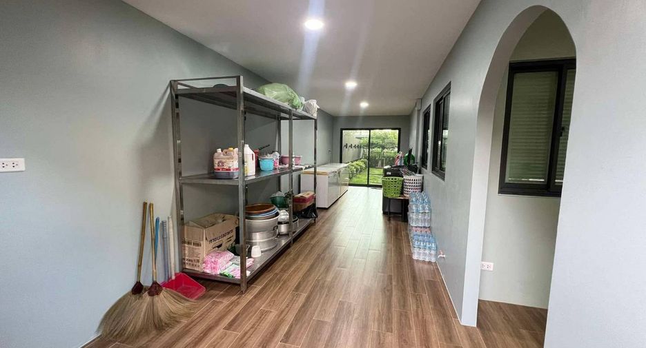 Casa en venta de 4 habitaciones en Bang Khae, Bangkok