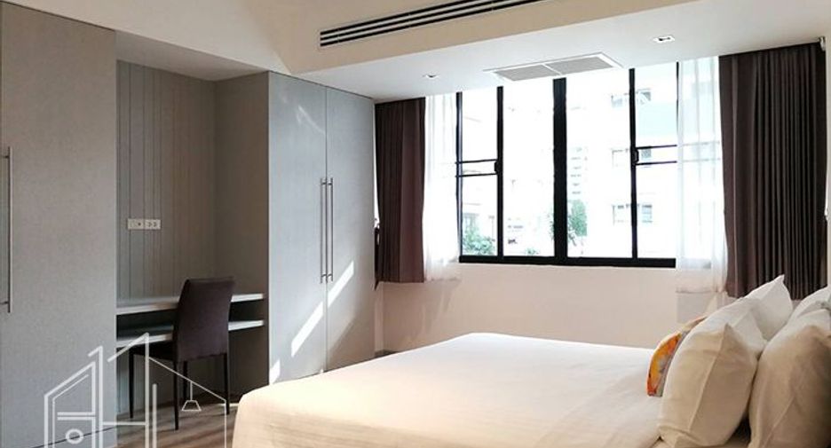For rent 2 bedrooms apartment in Watthana, Bangkok