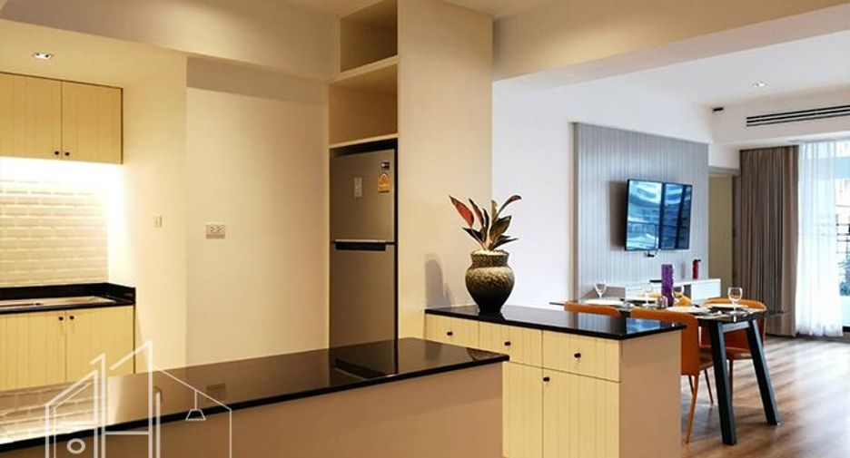 For rent 2 bedrooms apartment in Watthana, Bangkok