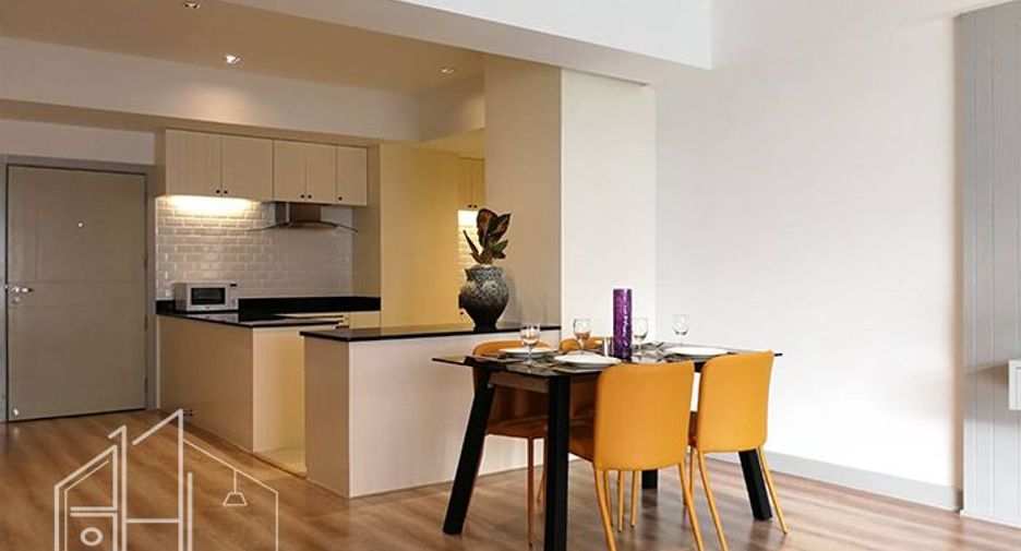 For rent 2 bedrooms apartment in Watthana, Bangkok