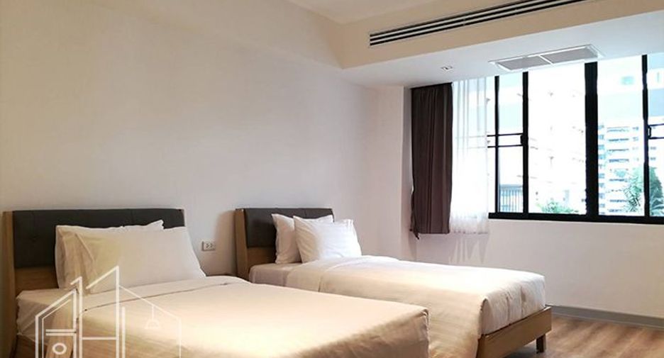For rent 2 bedrooms apartment in Watthana, Bangkok