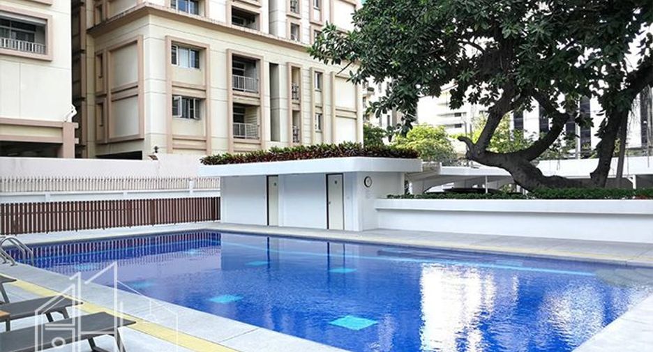 For rent 2 bedrooms apartment in Watthana, Bangkok