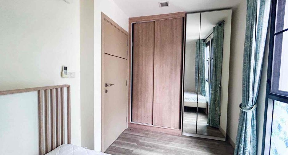 For rent 2 bedrooms condo in Phra Khanong, Bangkok