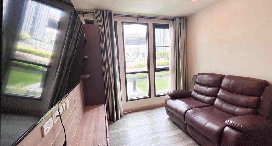 For rent 2 bedrooms condo in Phra Khanong, Bangkok