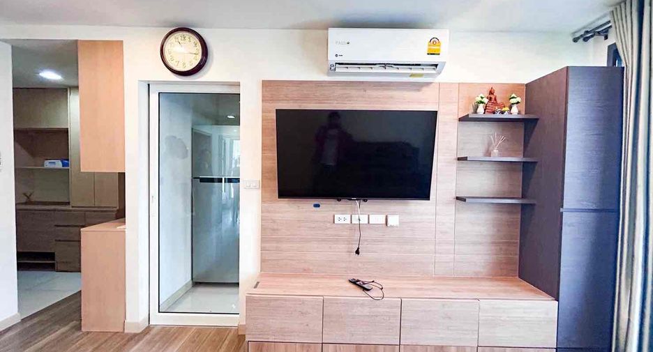 For rent 2 bedrooms condo in Phra Khanong, Bangkok