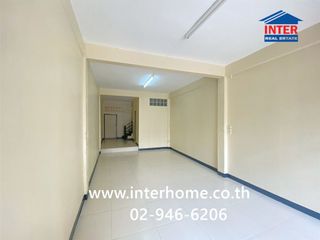 Casa adosada en venta de 3 habitaciones en Bang Sue, Bangkok