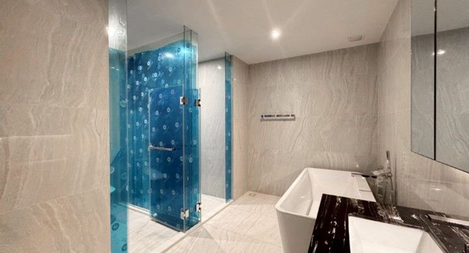 Condo en venta de 2 habitaciones en Watthana, Bangkok