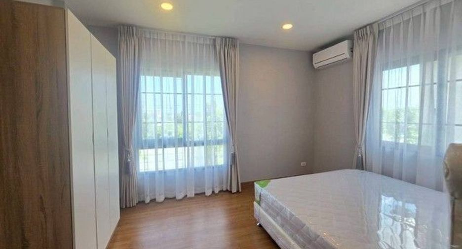 Аренда 4 спальни дом в Bang Phli, Самутпракан