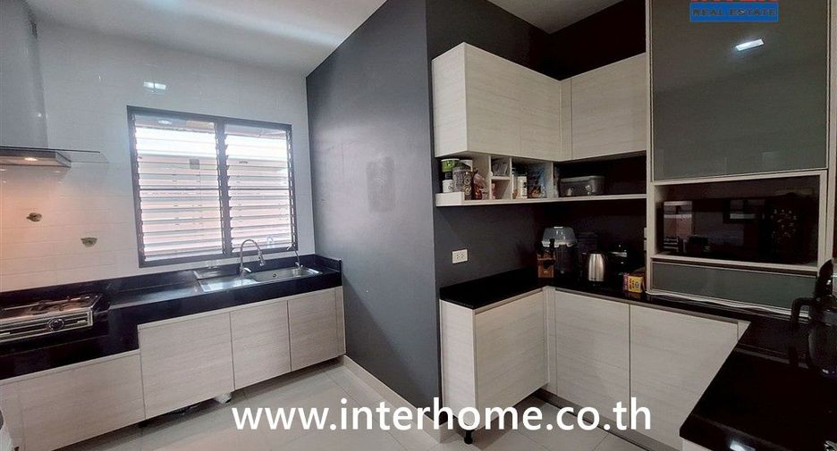 For sale 3 ベッドルーム house in Prawet, Bangkok