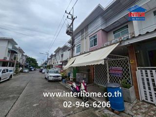 For sale 3 bedrooms townhouse in Khlong Luang, Pathum Thani